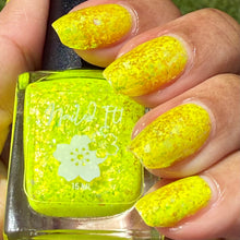 Poolside Prelude: Piña Co-Lava