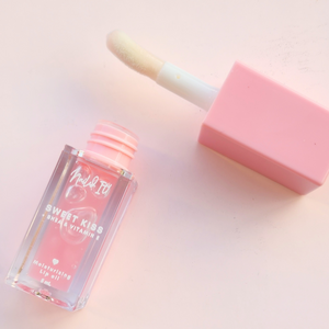 Sweet Kiss: Pink Lemonade Lip Oil